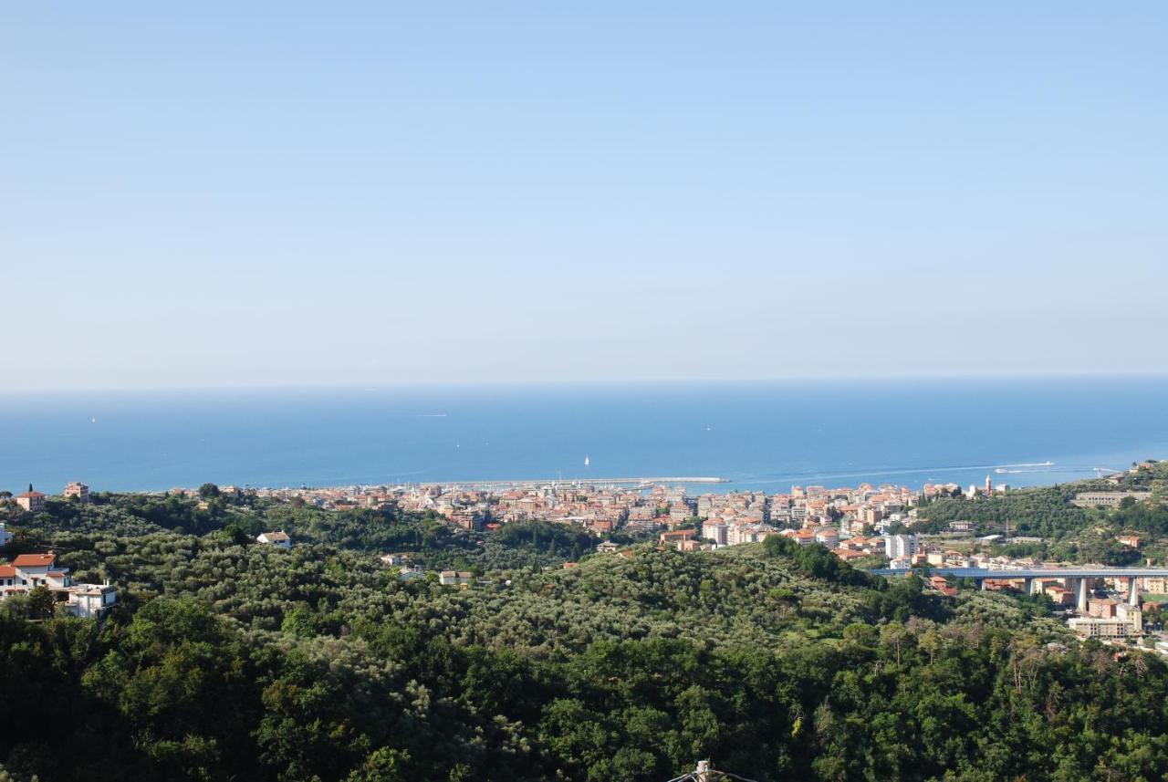 Villa Rocca Leivi Buitenkant foto